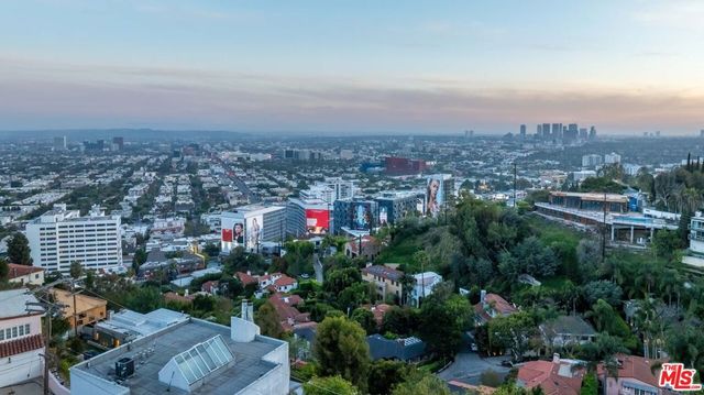 8450 Carlton Way, Los Angeles, CA 90069