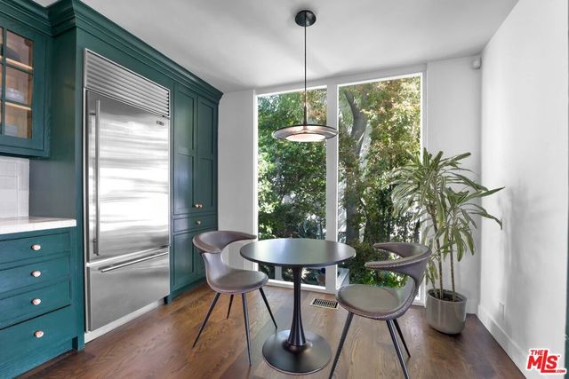 8450 Carlton Way, Los Angeles, CA 90069