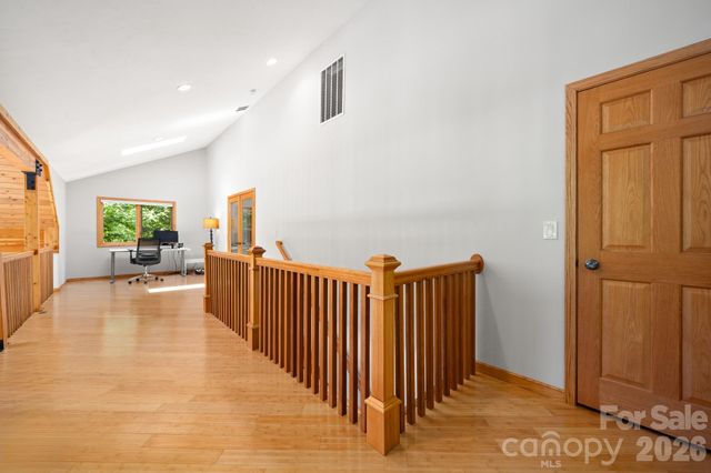 49 Western Eagle Drive, Hendersonville, NC 28792