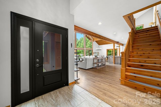 49 Western Eagle Drive, Hendersonville, NC 28792