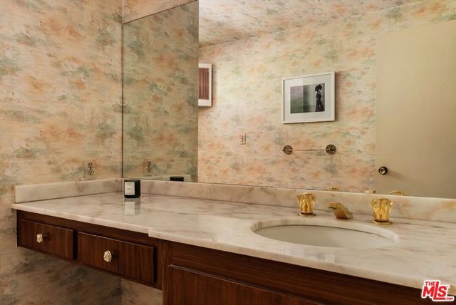 9115 Leander Place, Beverly Hills, CA 90210