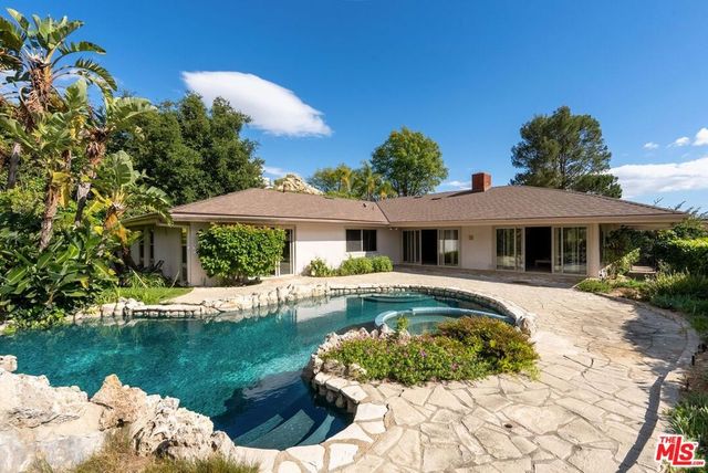 9115 Leander Place, Beverly Hills, CA 90210