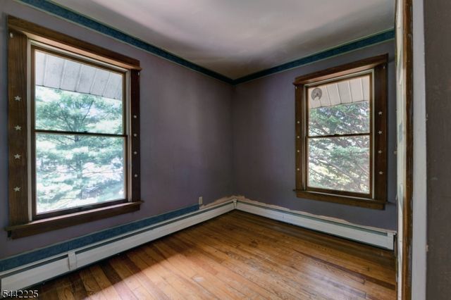 8 Brian Ct, Pequannock Twp., NJ 07440