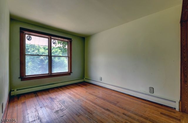 8 Brian Ct, Pequannock Twp., NJ 07440