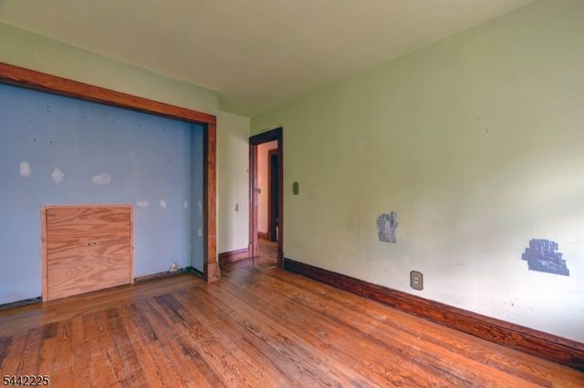 8 Brian Ct, Pequannock Twp., NJ 07440