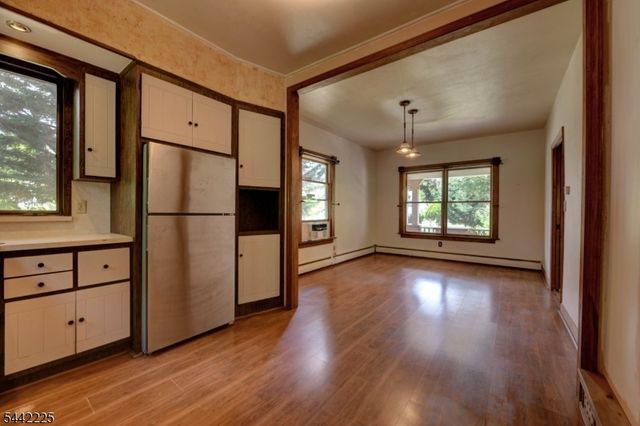 8 Brian Ct, Pequannock Twp., NJ 07440