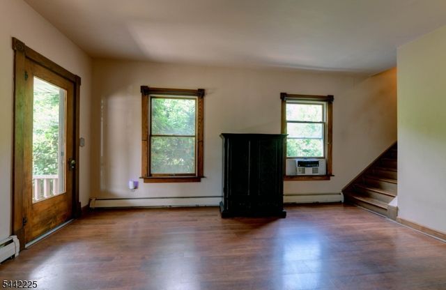 8 Brian Ct, Pequannock Twp., NJ 07440