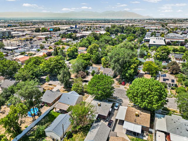 1986 S RICHARDS ST, Salt Lake City, UT 84115