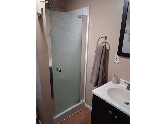 1055 COLUMBIA Ave, Gladstone, OR 97027