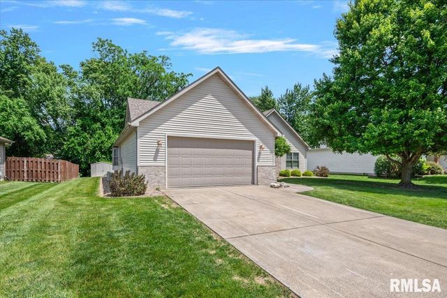 114 Winter Park Drive, Chatham, IL 62629