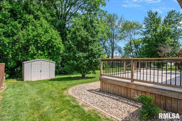 114 Winter Park Drive, Chatham, IL 62629