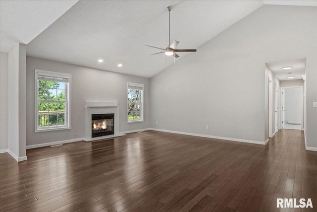 114 Winter Park Drive, Chatham, IL 62629