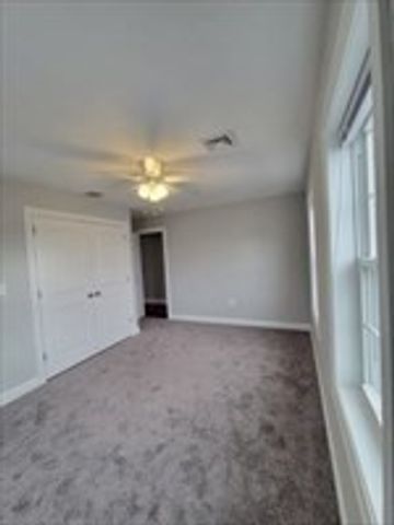 944 Warren 2 F, Brockton, MA 02301
