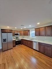 944 Warren 2 F, Brockton, MA 02301