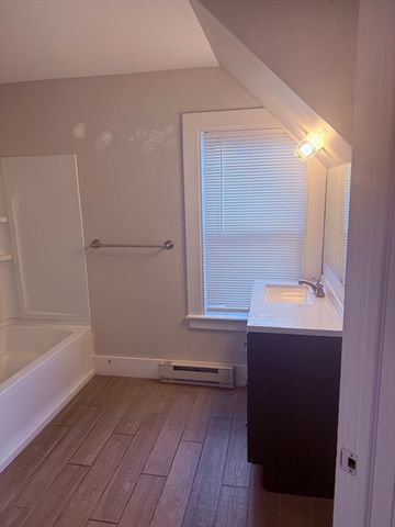 97 Second St, Montague, MA 01376