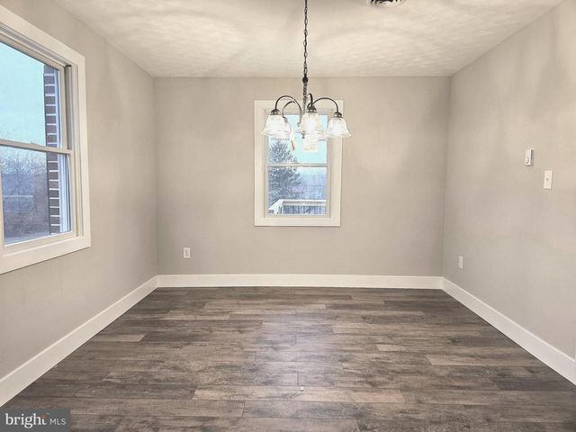 315 CHERRY LANE DR, Chambersburg, PA 17202