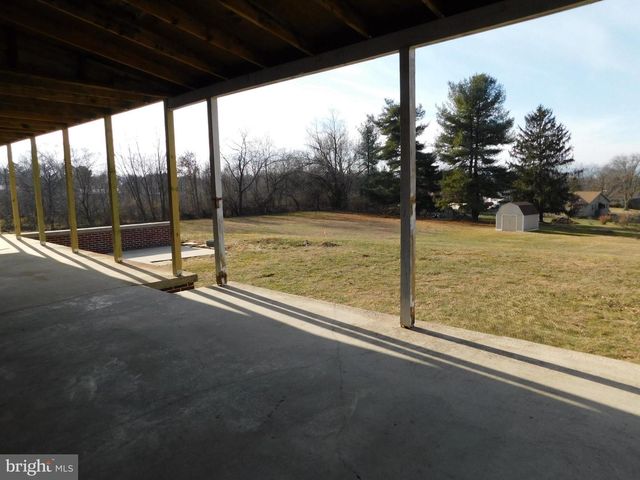 315 CHERRY LANE DR, Chambersburg, PA 17202