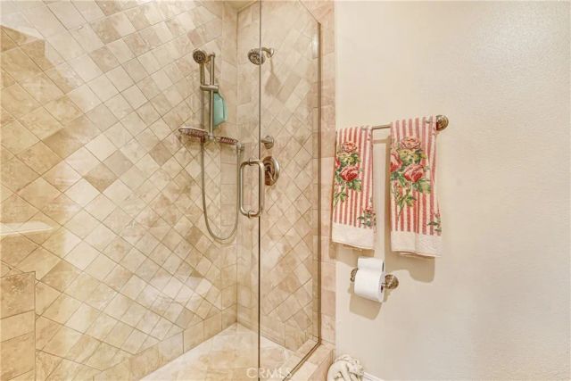 19406 Enadia Way, Reseda, CA 91335
