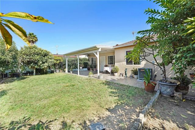 19406 Enadia Way, Reseda, CA 91335