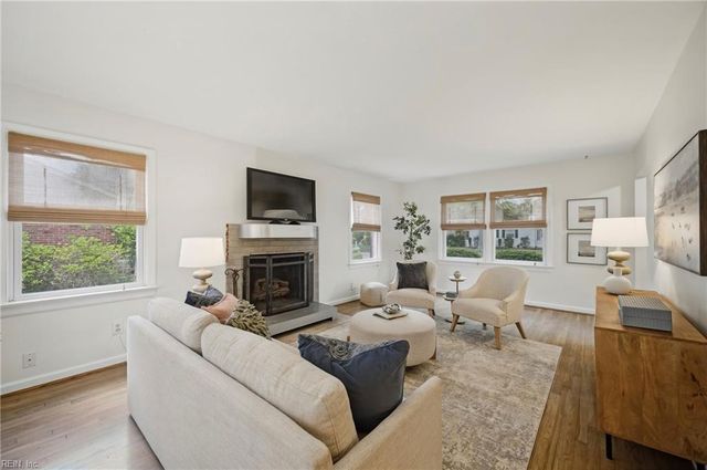 724 Yorkshire DR, Virginia Beach, VA 23452
