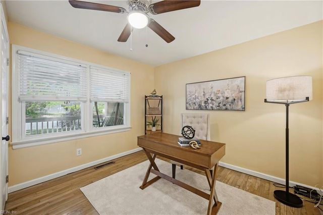 724 Yorkshire DR, Virginia Beach, VA 23452