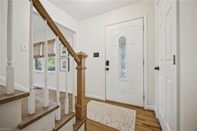 724 Yorkshire DR, Virginia Beach, VA 23452