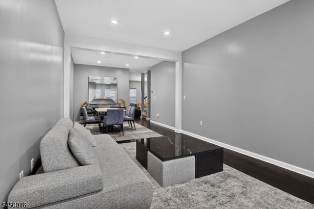 64 Andrews Way, Piscataway Twp., NJ 08854