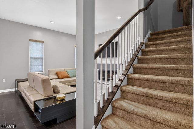 64 Andrews Way, Piscataway Twp., NJ 08854