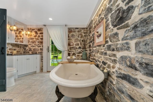152 Route 627, Pohatcong Twp., NJ 08865