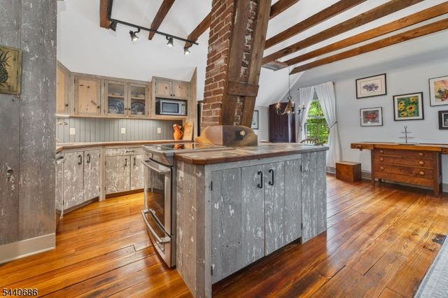 152 Route 627, Pohatcong Twp., NJ 08865