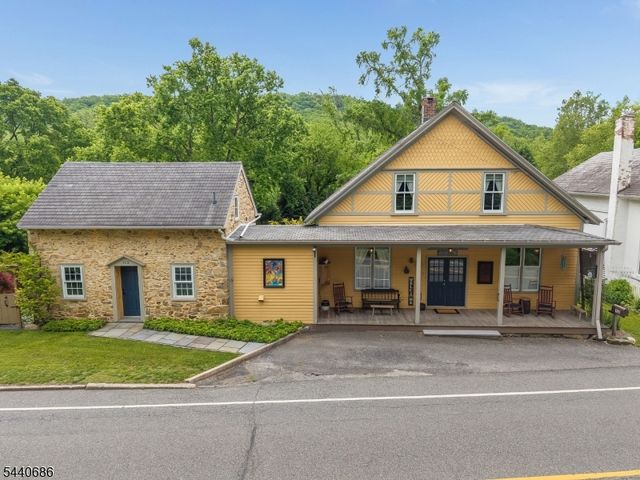 152 Route 627, Pohatcong Twp., NJ 08865