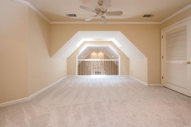 18 Hickory Creek Drive, Little Rock, AR 72212