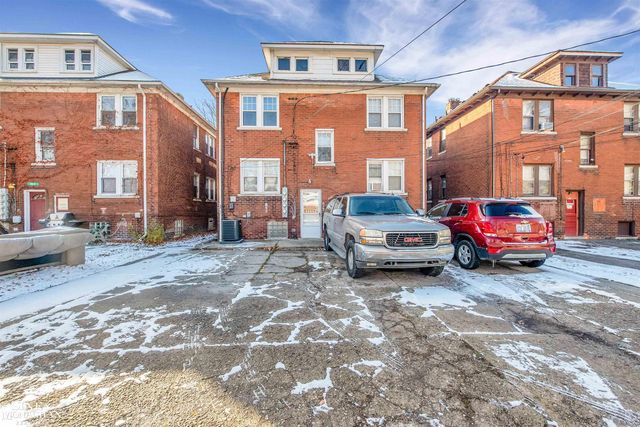 866 Nottingham Road, Grosse Pointe Park, MI 48230