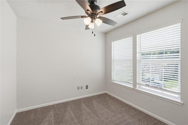 11448 Parkview Avenue, Kansas City, KS 66109
