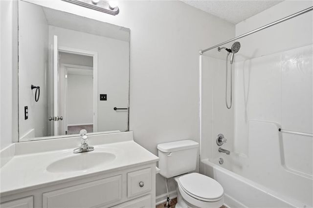 11448 Parkview Avenue, Kansas City, KS 66109