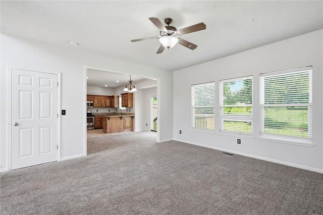 11448 Parkview Avenue, Kansas City, KS 66109