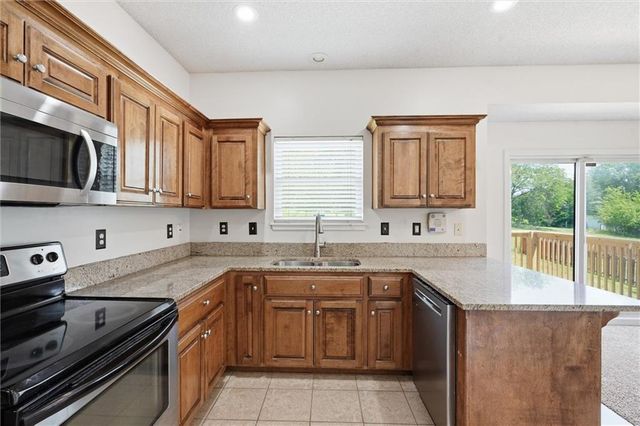 11448 Parkview Avenue, Kansas City, KS 66109