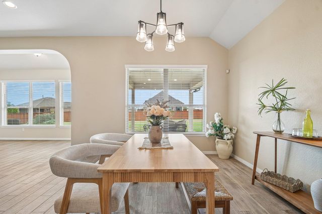 285 Chisholm TRL, Bastrop, TX 78602
