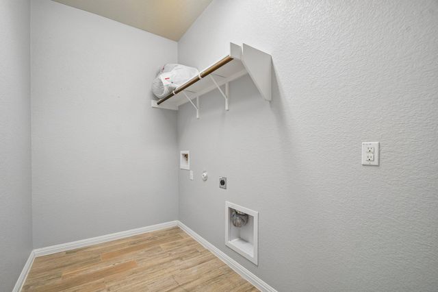 285 Chisholm TRL, Bastrop, TX 78602