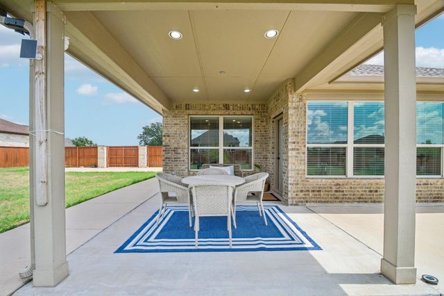 285 Chisholm TRL, Bastrop, TX 78602