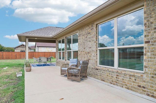 285 Chisholm TRL, Bastrop, TX 78602