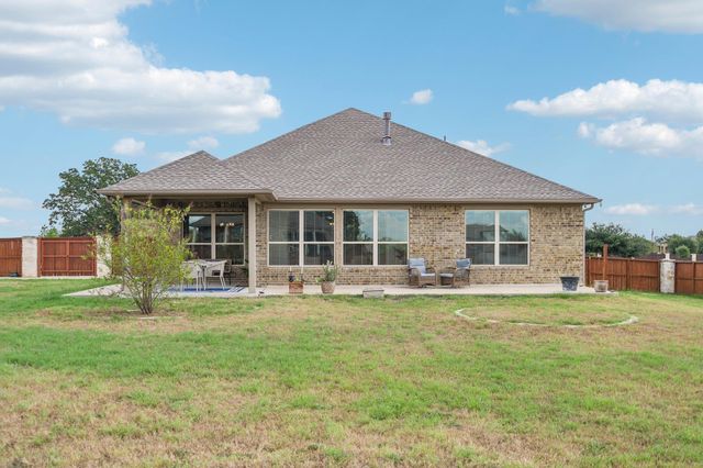 285 Chisholm TRL, Bastrop, TX 78602