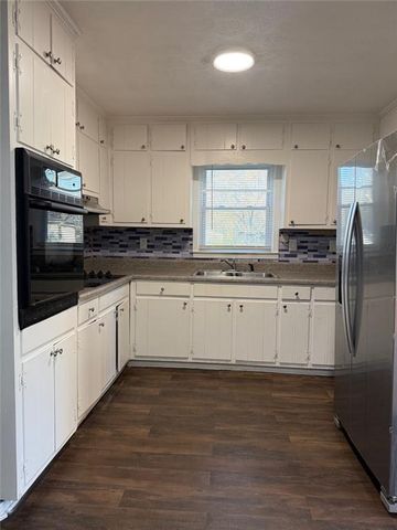 1277 4th Avenue, Auburn, GA 30011