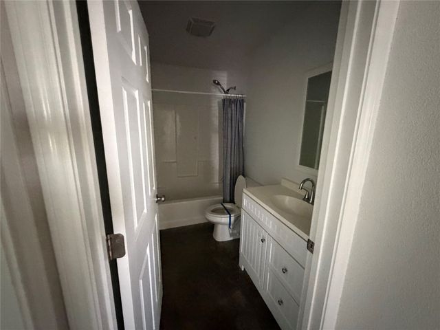 712 seven oaks Road 712, Bonham, TX 75418