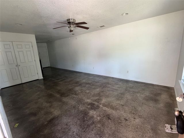 712 seven oaks Road 712, Bonham, TX 75418