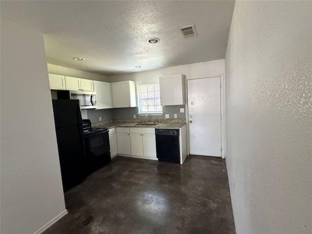 712 seven oaks Road 712, Bonham, TX 75418
