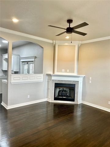 583 N Rupple Road, Fayetteville, AR 72704