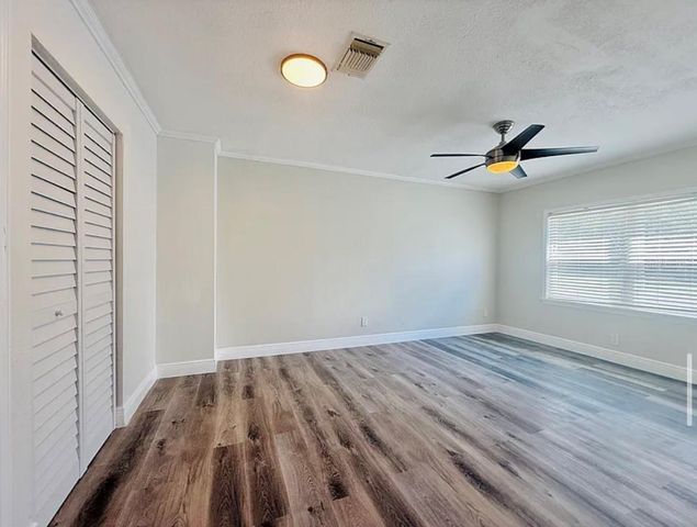 1735 MICHIGAN AVENUE NE, St Petersburg, FL 33703