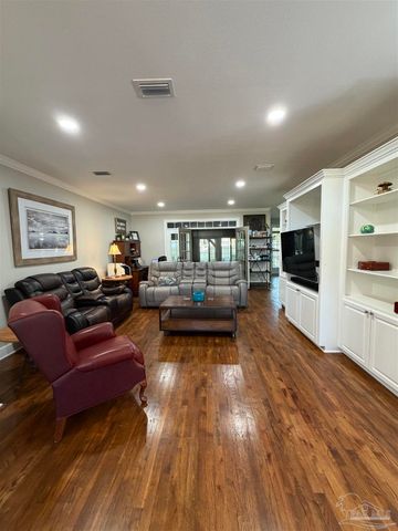 4151 Castle Gate Dr, Pace, FL 32571