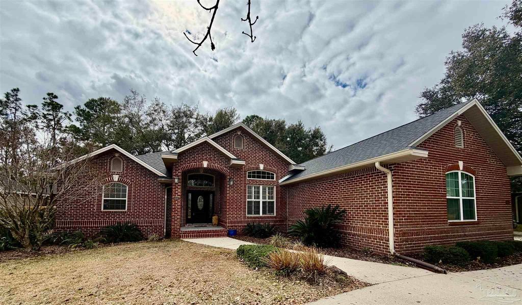 4151 Castle Gate Dr, Pace, FL 32571